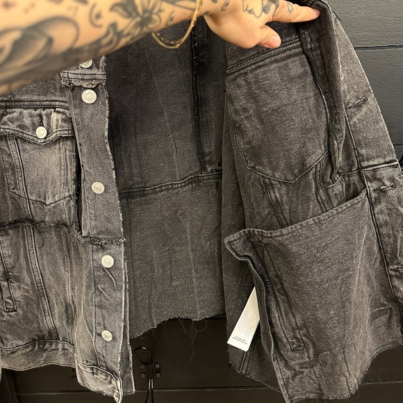 Balenciaga oversized denim jacket Spring 22 RTW - Picture 9 of 16